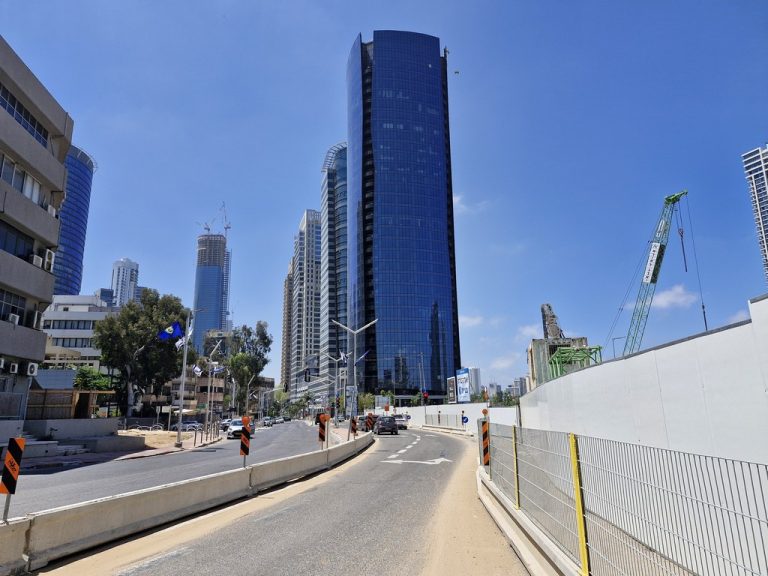מגדל אייקון