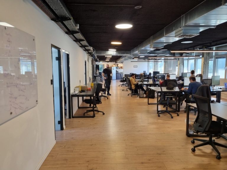 להשכרה צמוד לסינמטק תל אביב 375 מטר משרדים מפוארים ומעוצבים