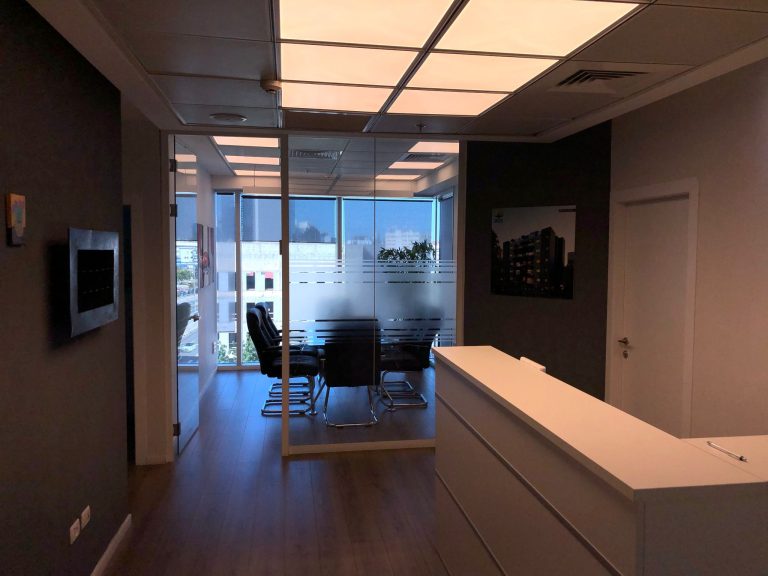 למכירה 138 מטר משרדים מפוארים בסמיכות לתחנת רכבת ההגנה