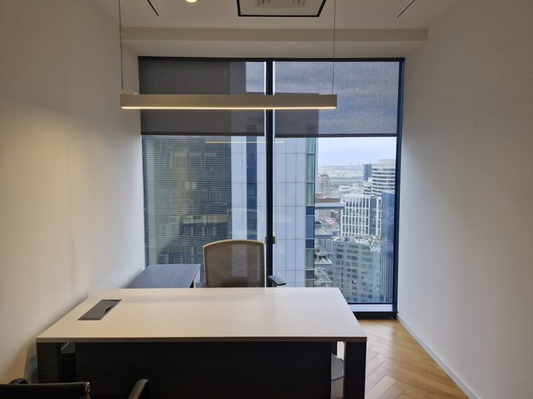 במרומי מגדל מידטאון משרדים מושקעים