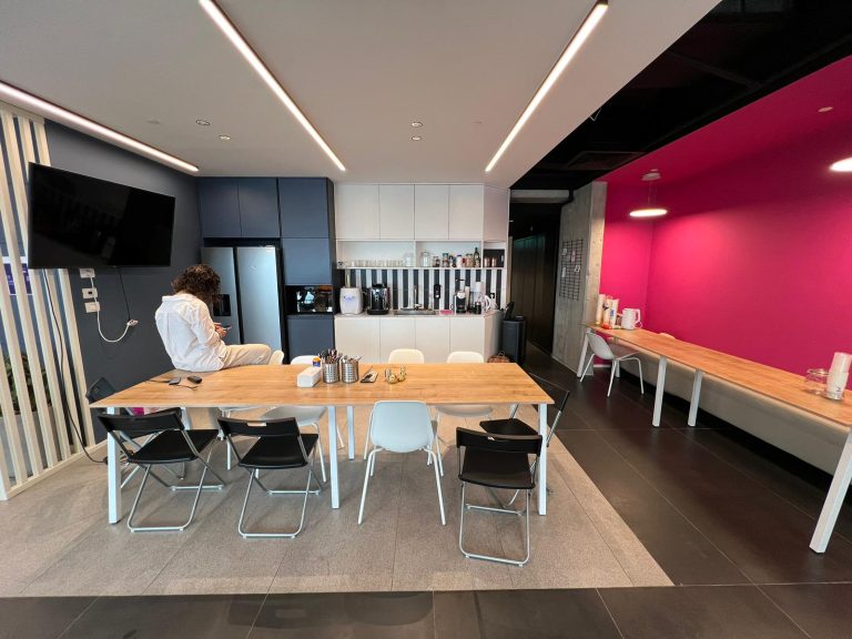 New and invested offices in the Alon Towers