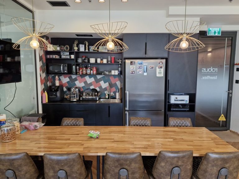 Sky Tower, furnished, well-invested offices