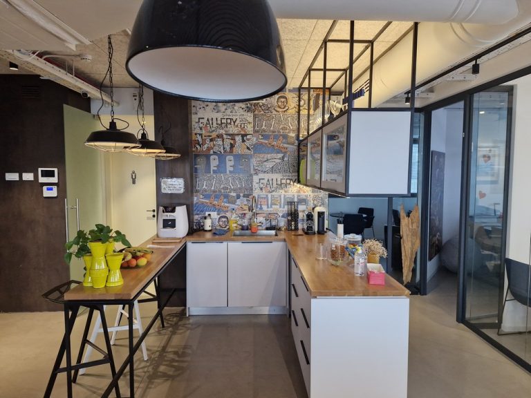 משרדים מעוצבים להשכרה בלב תל אביב 205 מטר