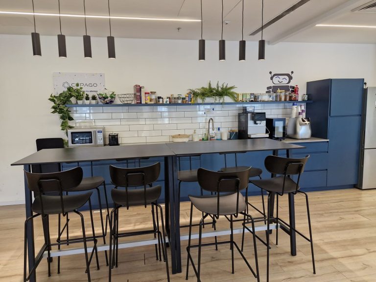 372 מטר משרדים להשכרה במגדלי אלון